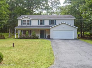 182 Sunnylands Rd, Milford, PA 18337
