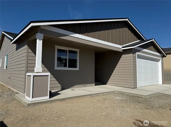 2321 Noah Street SE, East Wenatchee, WA 98802