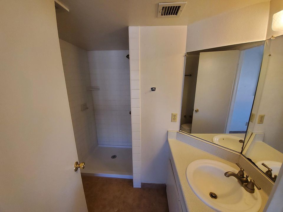 Master Bath with walk in shower