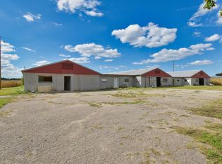 2724 M 140, Niles, MI 49120