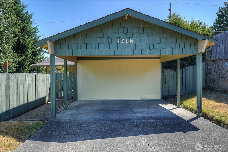 4th image of 3216 S 15th Street