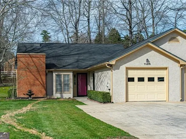 7123 Forest Ln, Union City, GA 30291
