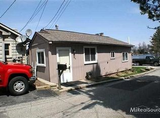 224 Lookout Ln, Lake Orion, MI 48362