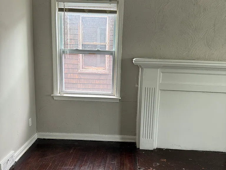14101 Montrose St #1 — Photo 10