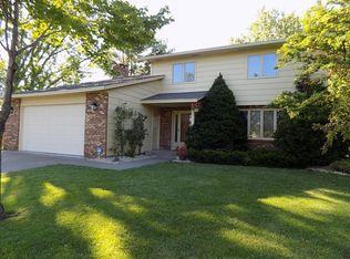 806 72nd Ave N, Brooklyn Center, MN 55430