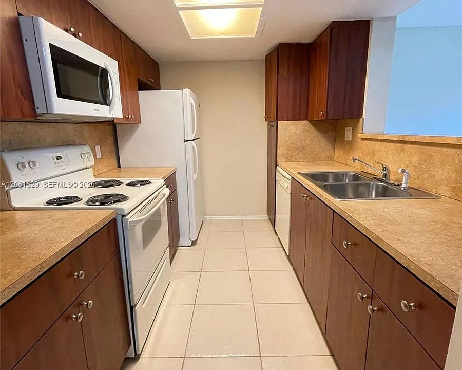 8432 Coral Lake Way #8432