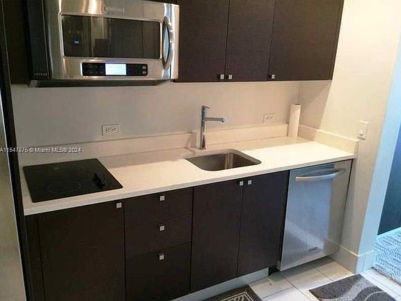 5th image of 5300 NW 87th Ave #1406