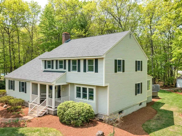 30 Blossom Road, Windham, NH 03087