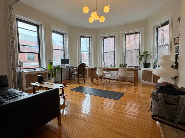 1642 S Broad St #2, Philadelphia, PA 19145