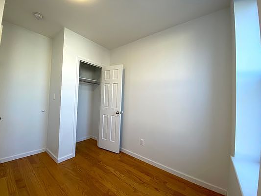 5th image of 518 W 136th St APT 6