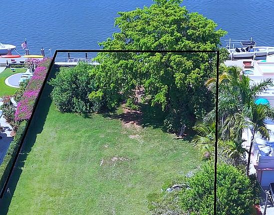 5th image of 1010 S Northlake Dr