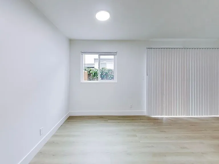 2727 Marina Boulevard — Photo 18