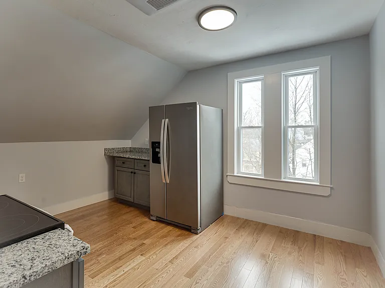 24 Dunlap St #3 — Photo 6