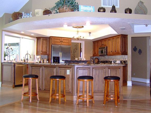 3rd image of 14284 Joel Ct