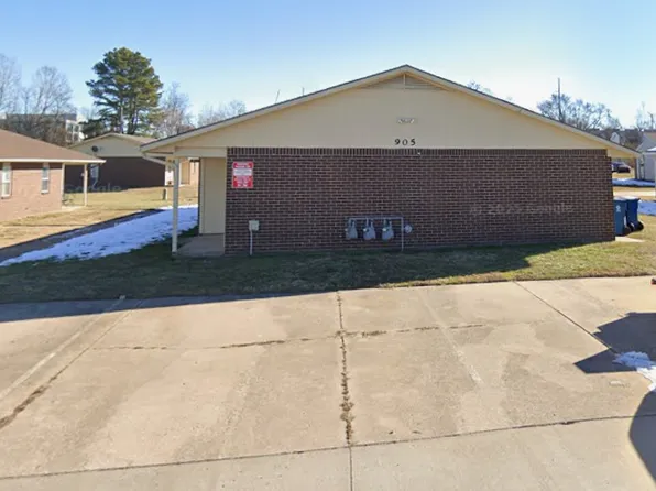 905 SE G St APT A, Bentonville, AR 72712