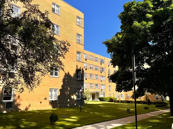 2025 W Granville Ave APT 208, Chicago, IL 60659
