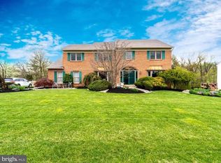50 Radcliff Dr, Doylestown, PA 18901