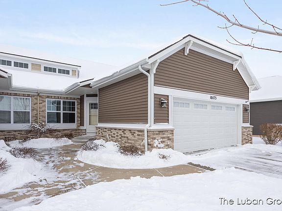 3rd image of 10173 E Cross Roads Cir SE #34