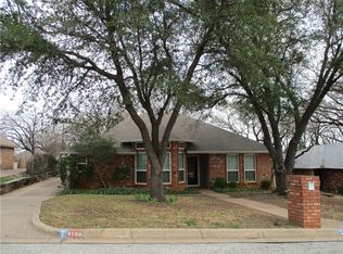 4109 April Dr, Arlington, TX 76016