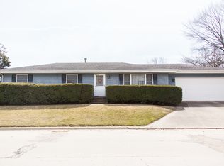 515 Arch St, Ottawa, IL 61350