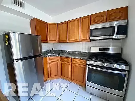 Rented by REAL New York | media 13