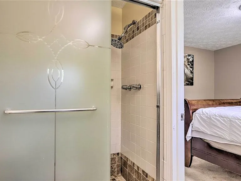 6207 Moss Dr — Photo 36