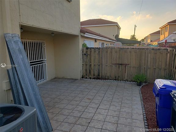 2nd image of 240 NW 114th Ave #1-101