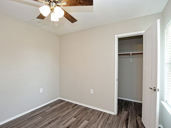 5th image of 9025 China Rose Dr