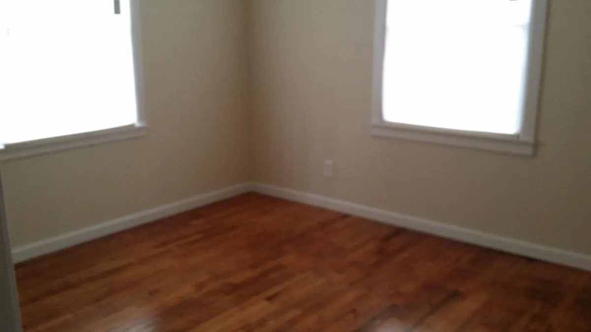 2 bed, 1026 sqft, $1,725 — Photo 3