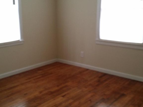 3rd image of 3207 Casino Dr