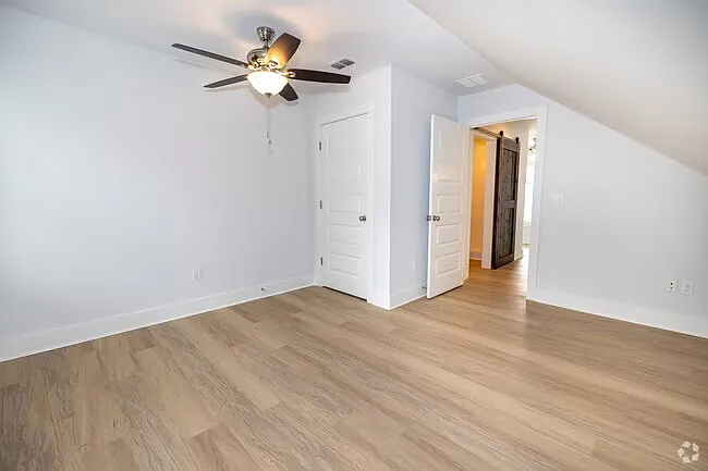 1541 Payne St #3 — Photo 8
