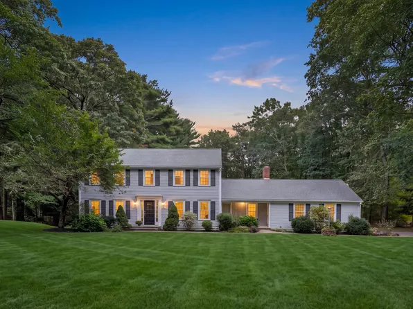 55 Turtle Ln, North Andover, MA 01845