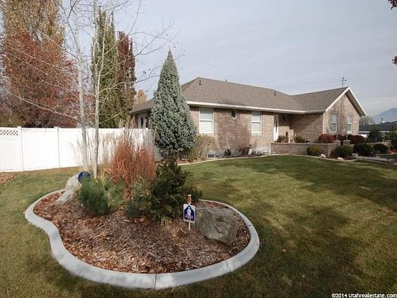 4th image of 1344 W Palmer Ln
