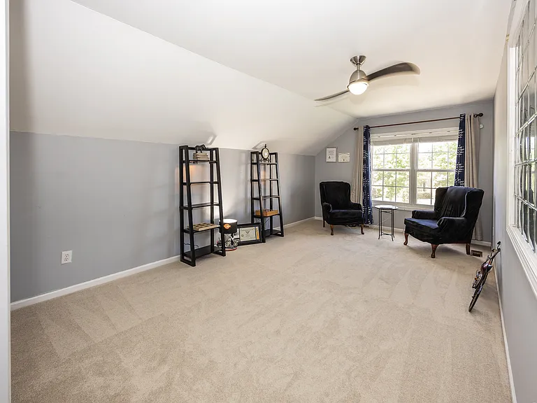 5889 Pebblestream Dr — Photo 22