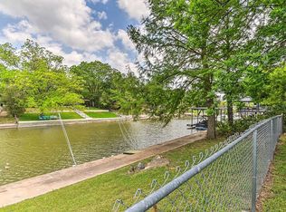 3903 E Chippewa Trl, Granbury, TX 76048