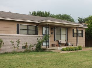 2113 N Dwight St, Pampa, TX 79065