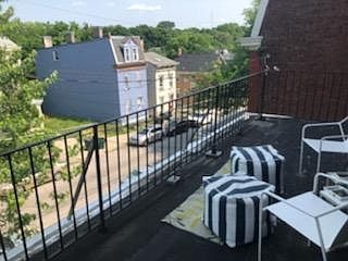 3rd image of 2315 Wheeler St #2