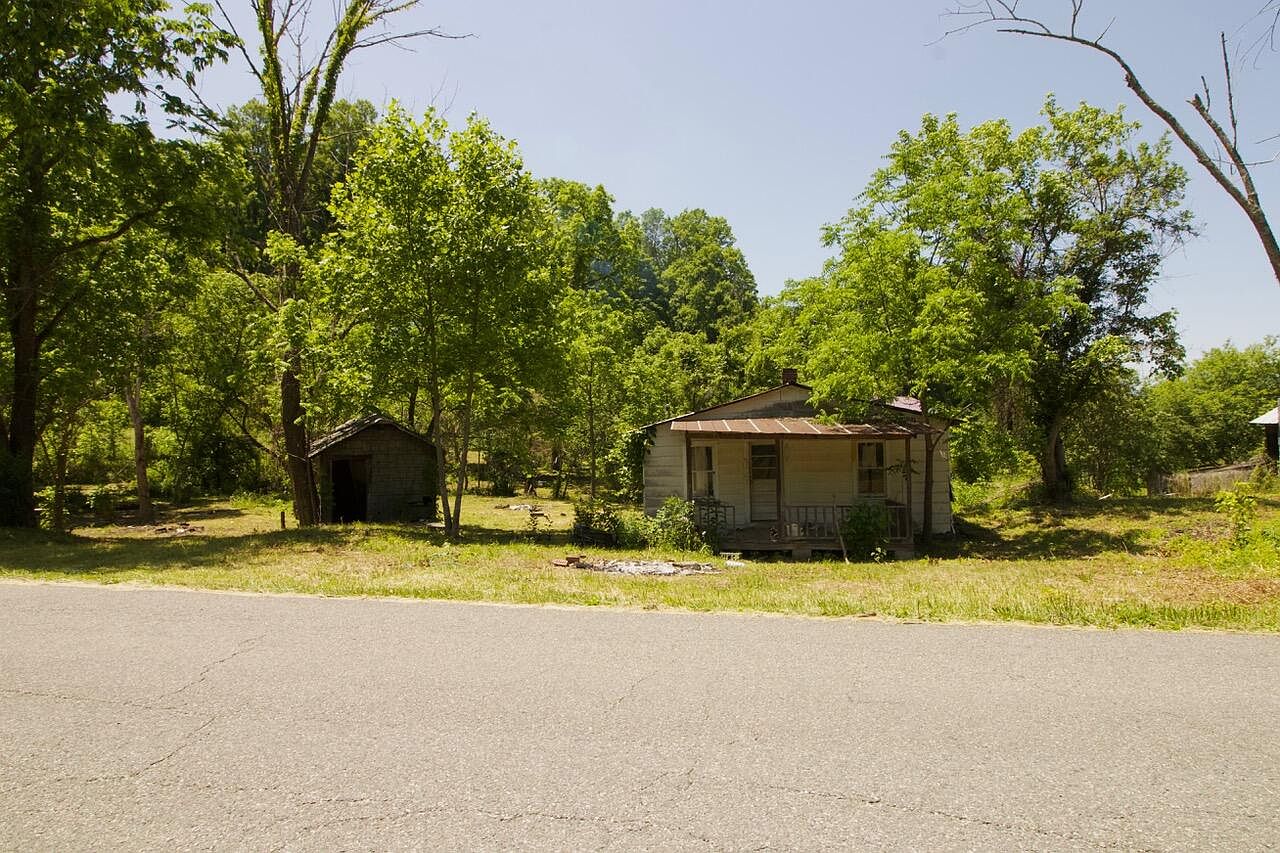 8424 Old Mill Rd, Glade Spring, VA 24340 MLS 9956855 Zillow