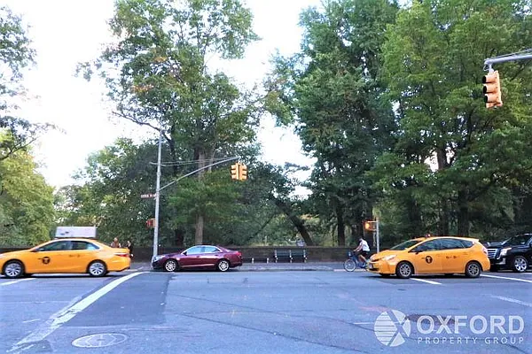 Rented by Oxford Property Group | media 10