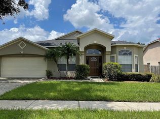 308 Crystal Goblet Ct, Valrico, FL 33594