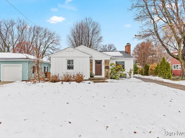 105 E 31st St, Holland, MI 49423