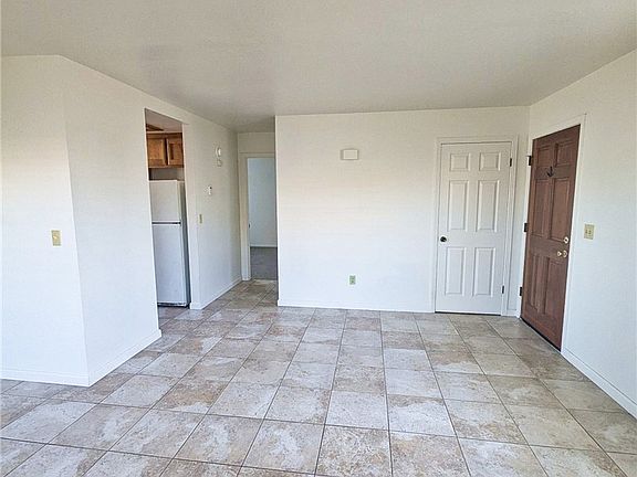 2nd image of 385 McCarthy Ave APT A