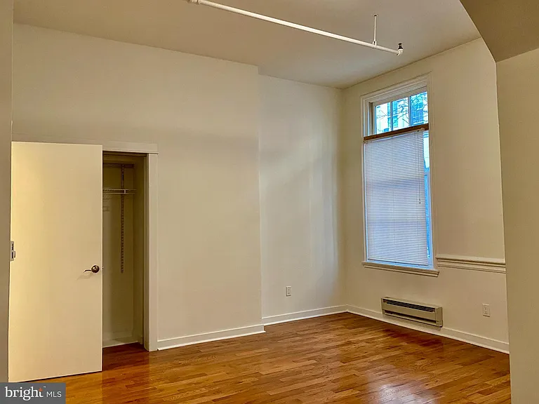 1300 Spruce St #1E — Photo 4