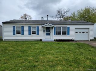 73 Penarrow Dr, Tonawanda, NY 14150