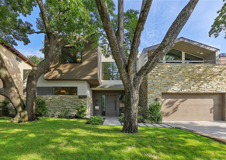 1st image of 6455 Lake Circle Dr