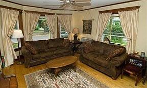 3rd image of 12 Linden Ave