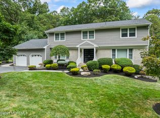 11 Churchill Ct, Morganville, NJ 07751