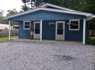 297 Cosmos Dr APT B, Hendersonville, NC 28791