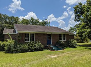 122 S Horne St, Norman Park, GA 31771