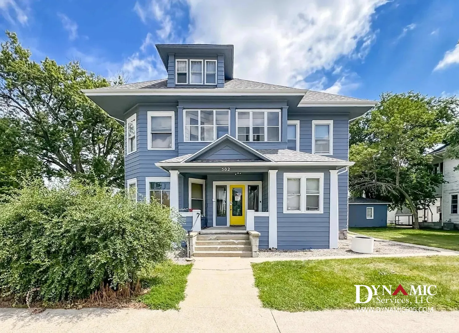 502 S Duluth Ave | Tenant Pays Electric Only — Photo 1